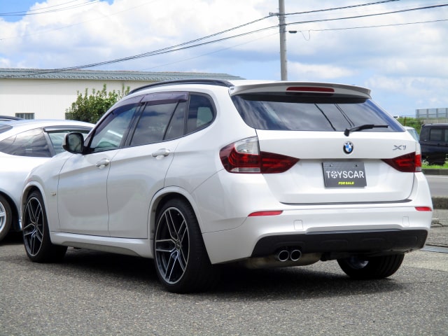 TOYSCAR BMW X1 xDrive20i Mスポーツパッケージ