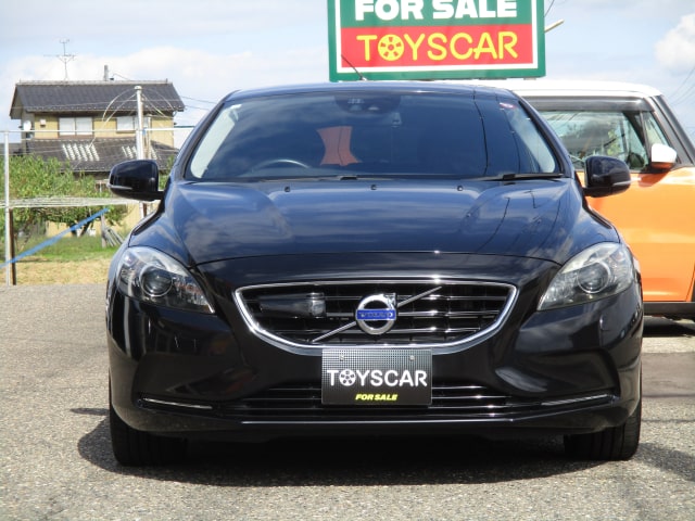 TOYSCAR ボルボ V40 T4 SE