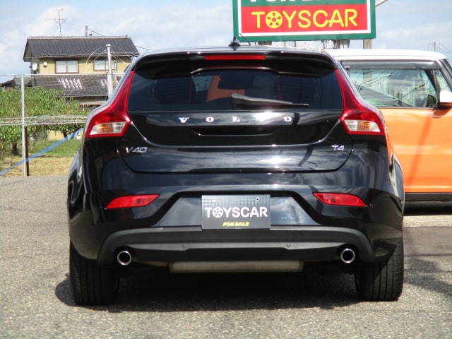 TOYSCAR ボルボ V40 T4 SE