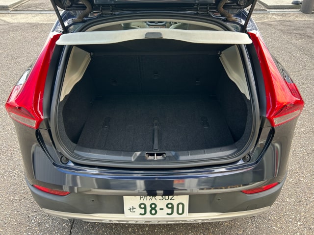 TOYSCAR ボルボ V40 クロスカントリー T5 AWD SE