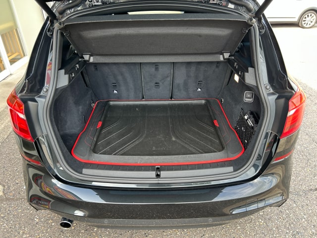 TOYSCAR BMW 2シリーズ 218d アクティブツアラー Mスポーツ