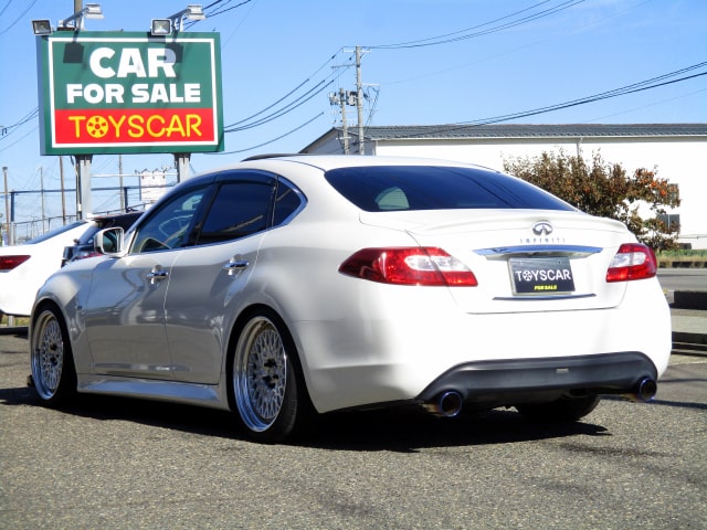 TOYSCAR ニッサン フーガ 370GT タイプS