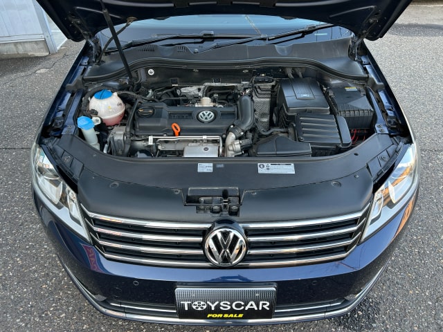TOYSCAR フォルクスワーゲン パサートヴァリアント TSIハイライン
