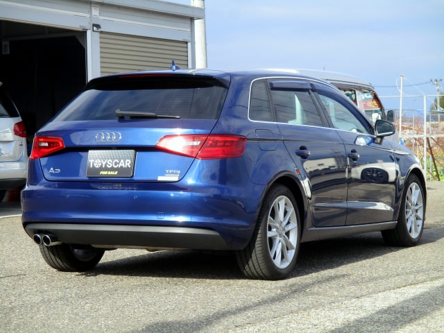 TOYSCAR アウディA3 1.8TFSI クワトロ