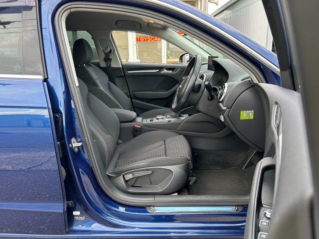 TOYSCAR アウディA3 1.8TFSI クワトロ