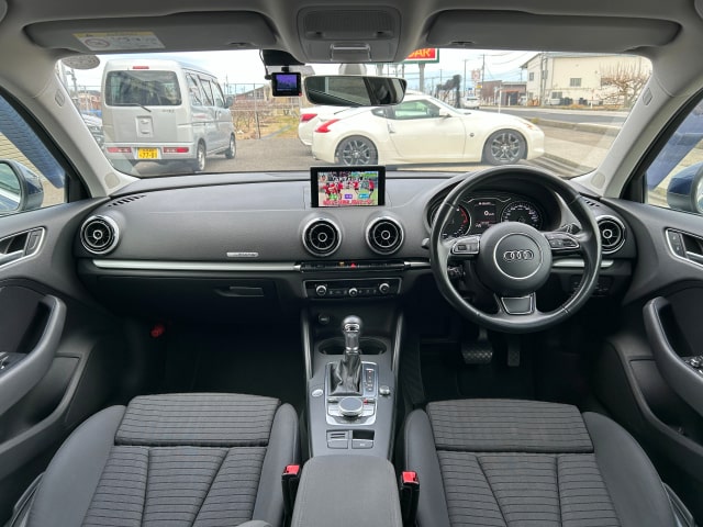 TOYSCAR アウディA3 1.8TFSI クワトロ