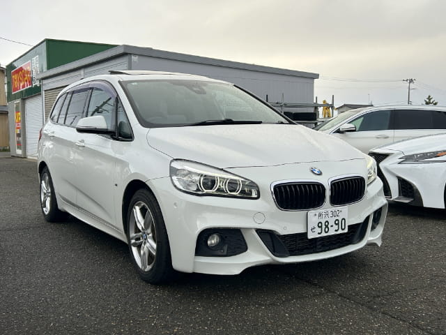 ■入庫車BMW2シリーズグランツアラー■