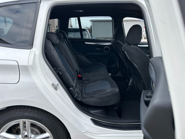 TOYSCAR BMW 2シリーズ 218d xDrive グランツアラー Mスポーツ